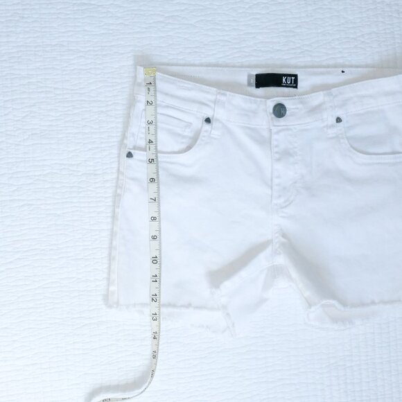Kut From The Kloth Gidget Fray White Denim Shorts Raw Hem Stretch Size 2 - Picture 7 of 7